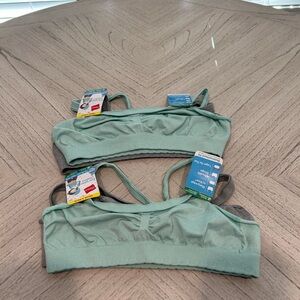 Hanes Lot of 2- 2 Packs Girls Bandini Multi-Way Bras Size Medium NWT